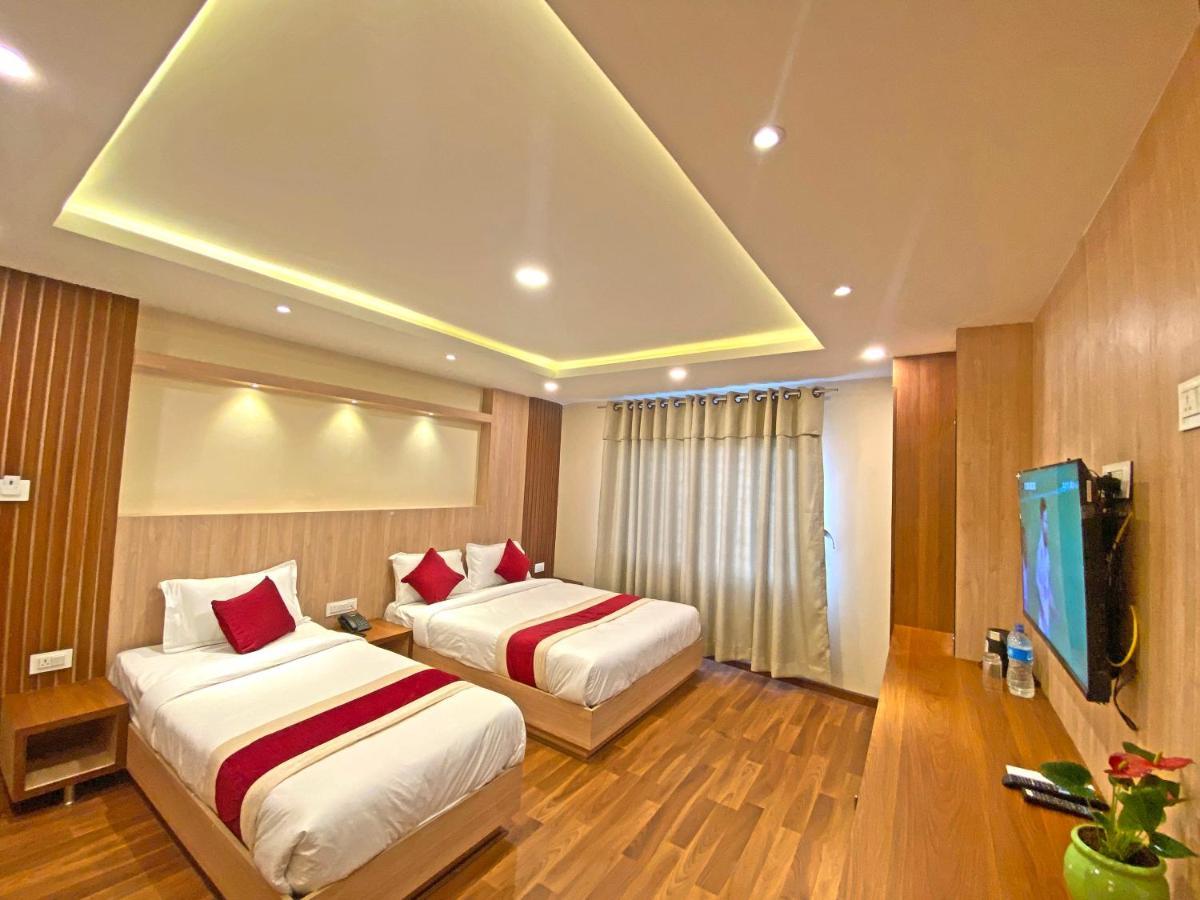 Hotel Nilakantha Pvt. Ltd Katmandú Exterior foto