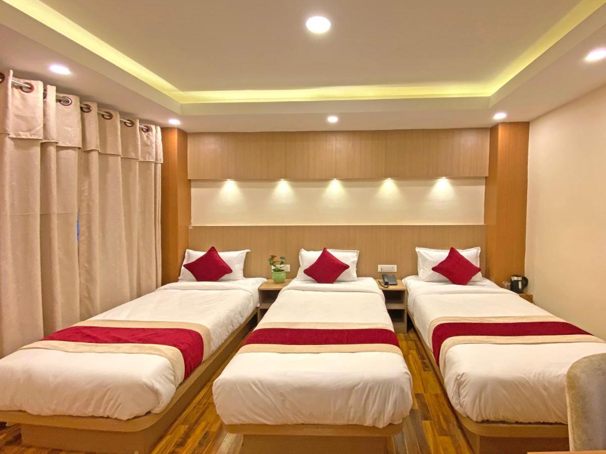 Hotel Nilakantha Pvt. Ltd Katmandú Exterior foto