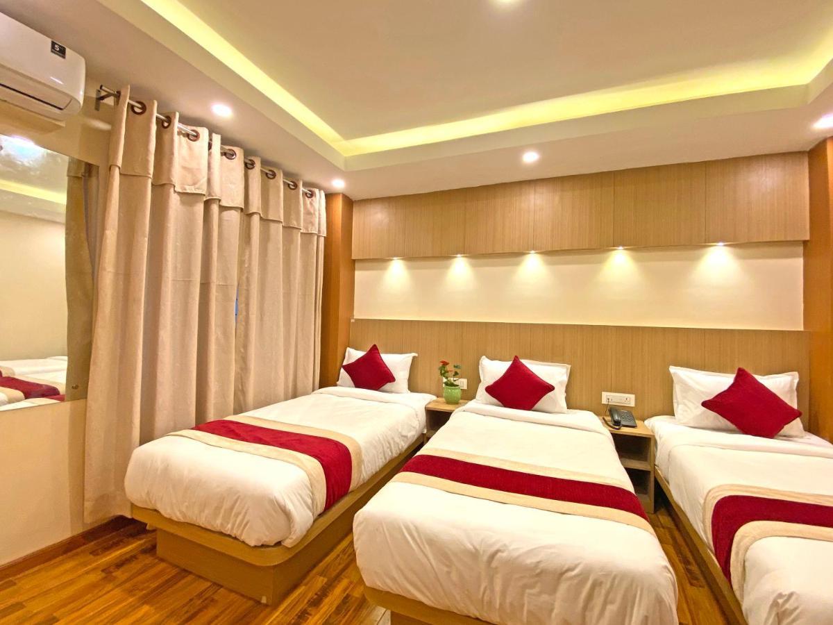 Hotel Nilakantha Pvt. Ltd Katmandú Exterior foto