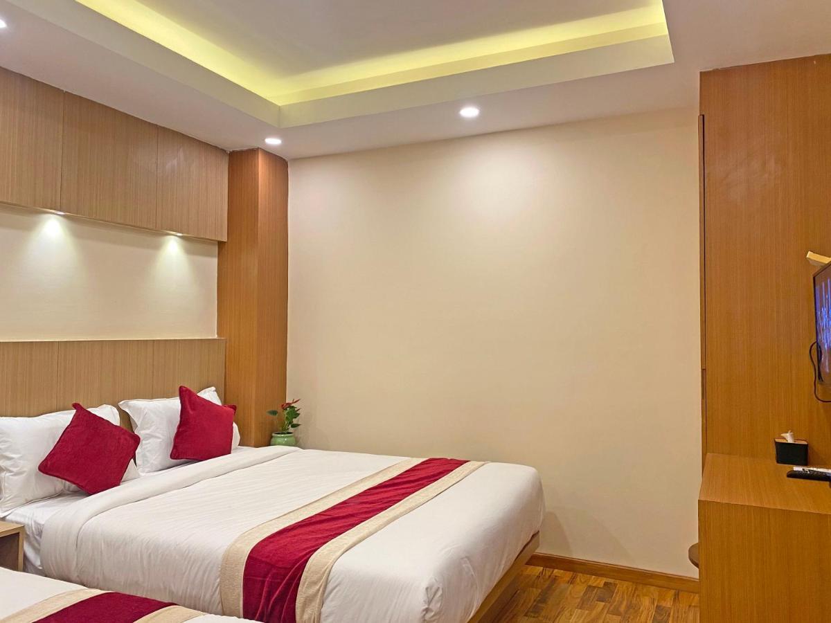 Hotel Nilakantha Pvt. Ltd Katmandú Exterior foto